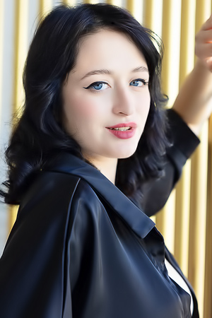 Anna Sugar Explores Pleasure With A Smartphone In A Solo Striptease