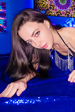 Sensual Whitney Wright Delights In Wild Pleasures